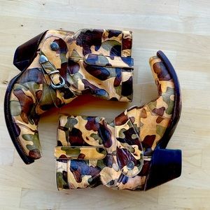 Camo short Old Gringo woman boots